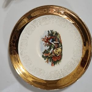 Vintage Nautilus crest-o-gold 22k cup/saucer